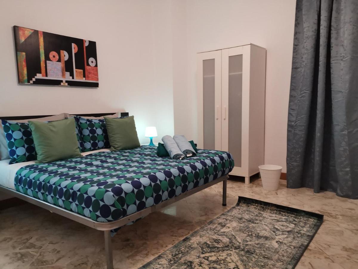 Guest House Stazione Centrale Bari Eksteriør billede